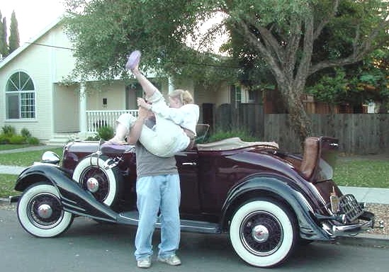 1932 Pontiac girl and rumble seat